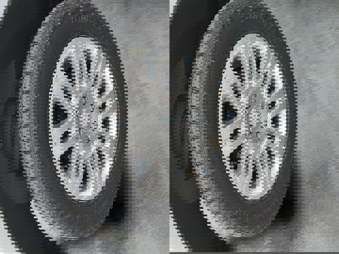 Used 2014 Ford F150 Platinum image 32