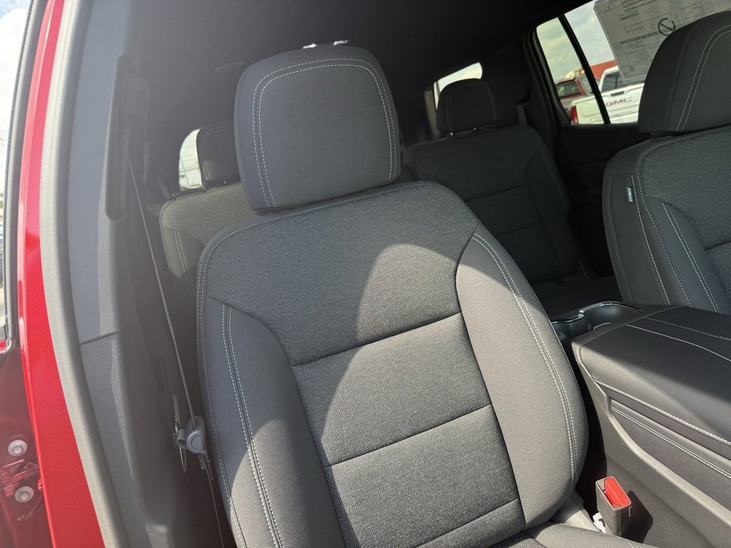 New 2026 Chevrolet Traverse LT image 40