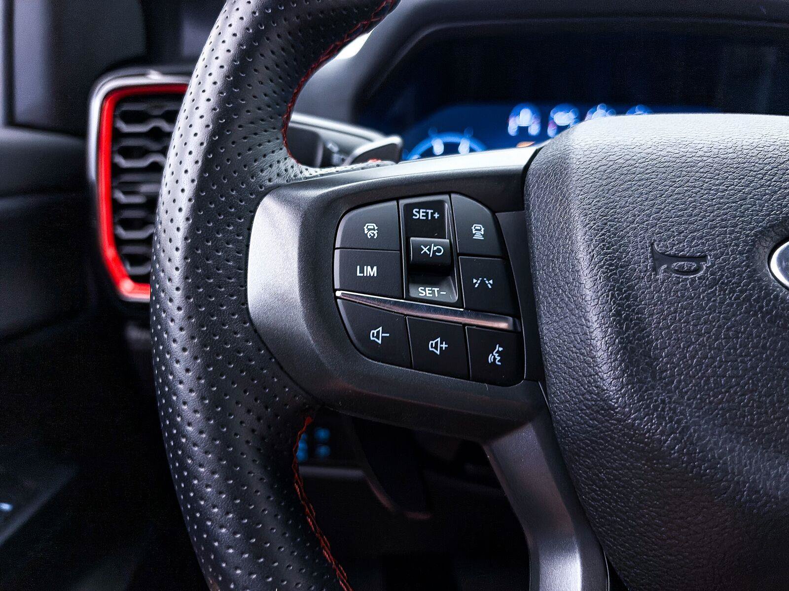 Used 2025 Ford Ranger Raptor AWD/4WD image 34