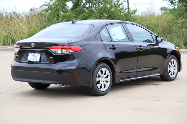 New 2026 Toyota Corolla LE FWD image 7