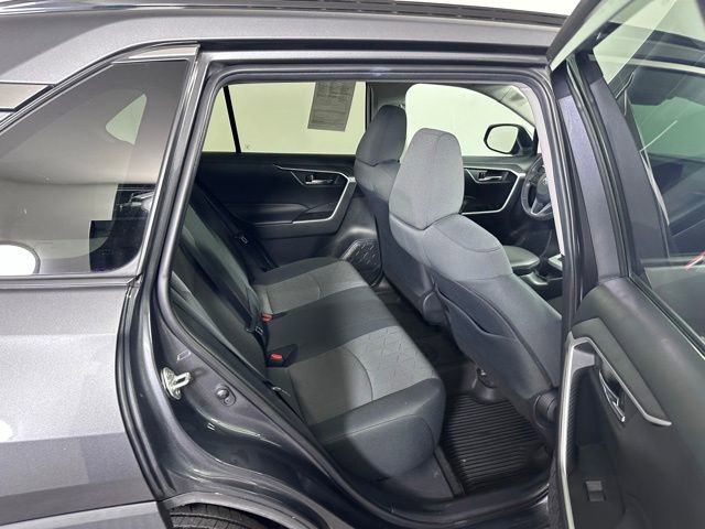 Used 2020 Toyota RAV4 XLE w/ Convenience Package AWD/4WD image 11