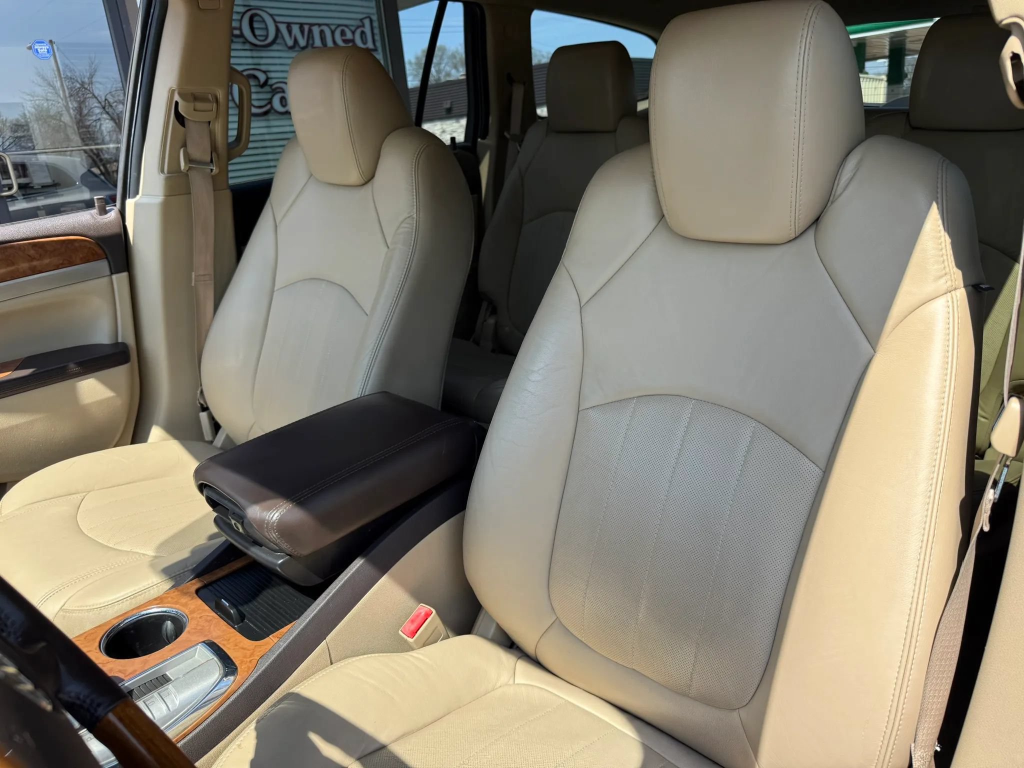 Used 2011 Buick Enclave CXL FWD image 14