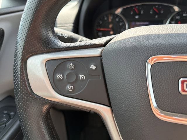 Used 2022 GMC Terrain SLE w/ Driver Convenience Package FWD image 31