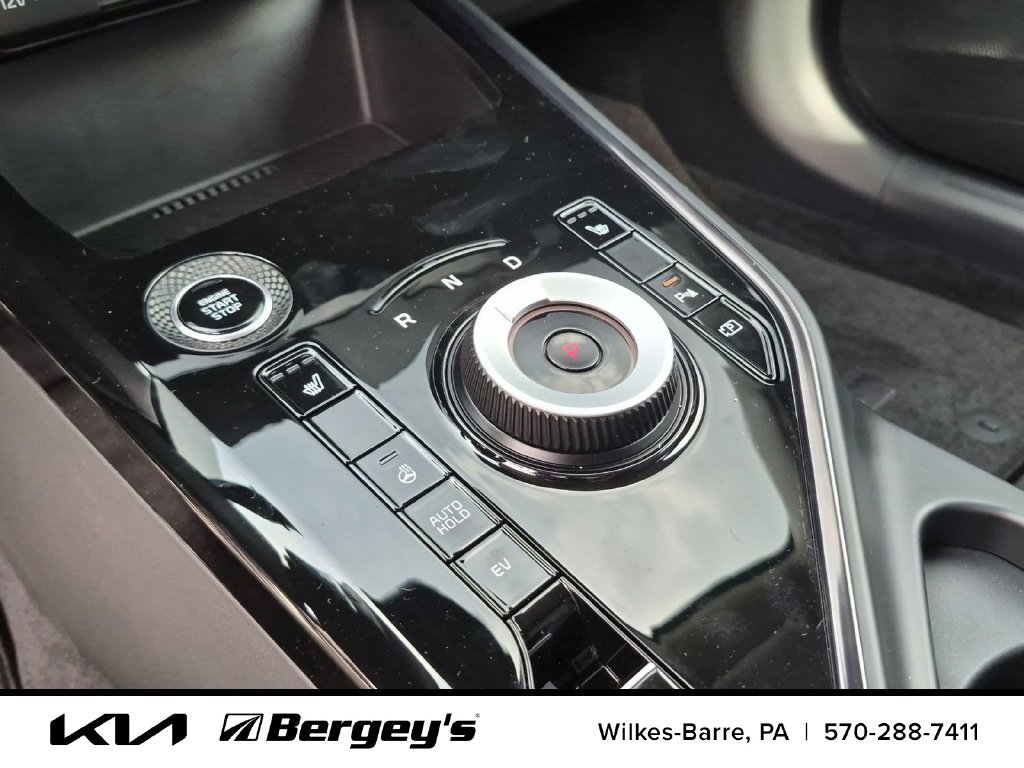 Certified 2025 Kia Niro EX w/ EX Cold Weather Package FWD image 30
