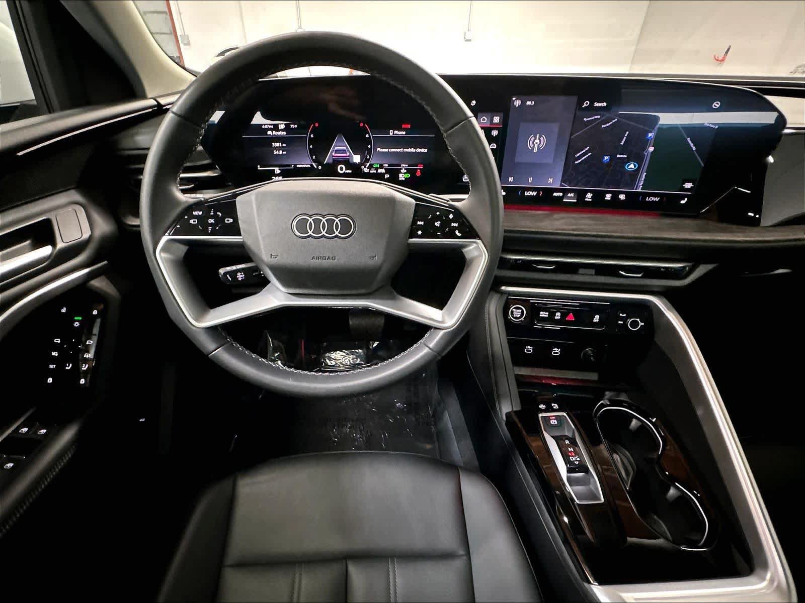 Certified 2025 Audi Q5 Premium AWD/4WD image 9