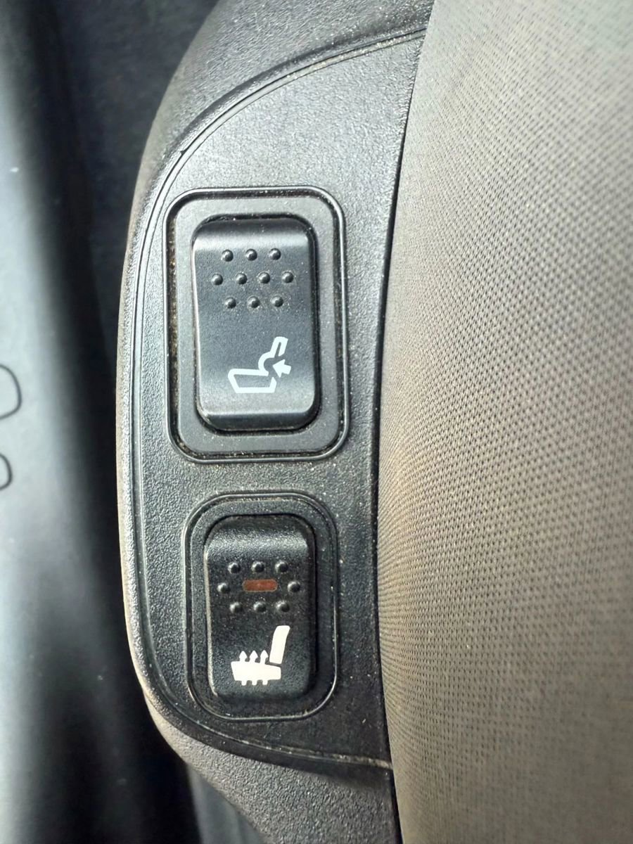 Used 2014 FIAT 500L Trekking w/ Popular Equipment Group image 15