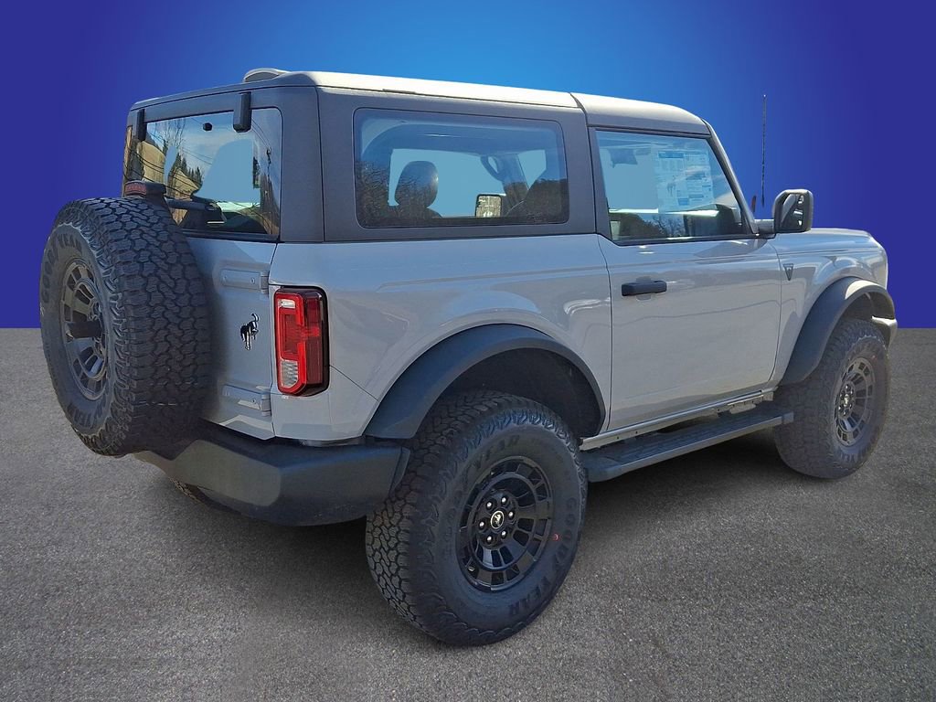 New 2026 Ford Bronco 2-Door w/ Sasquatch Package AWD/4WD image 3