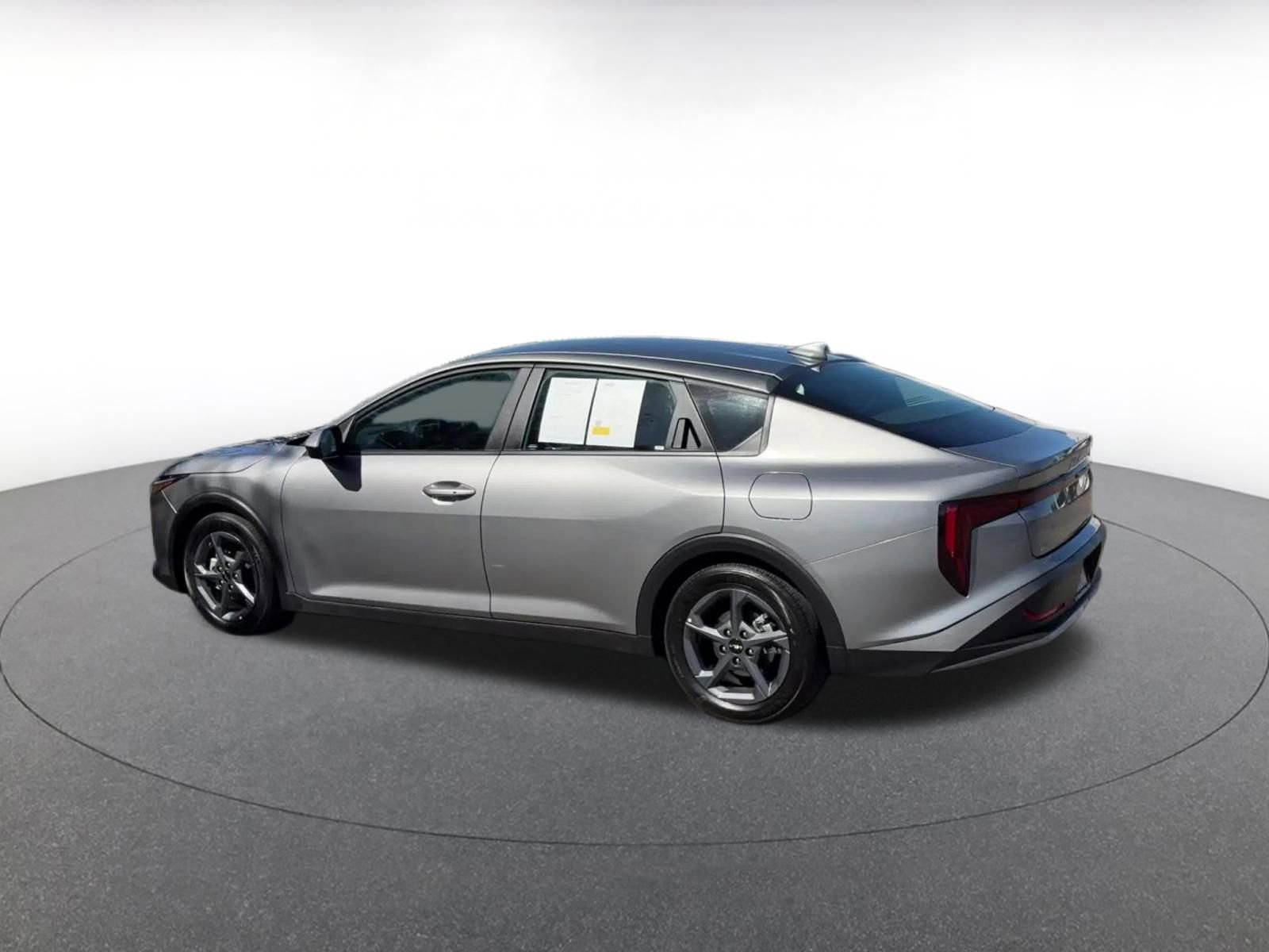 Used 2025 Kia K4 FWD image 10