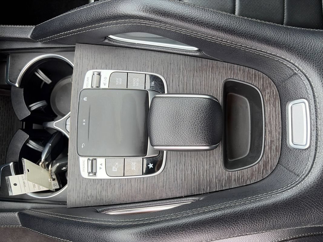 Used 2020 Mercedes-Benz GLE 350 4MATIC image 25