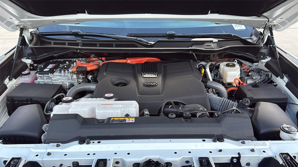 Certified 2025 Toyota Sequoia SR5 image 37