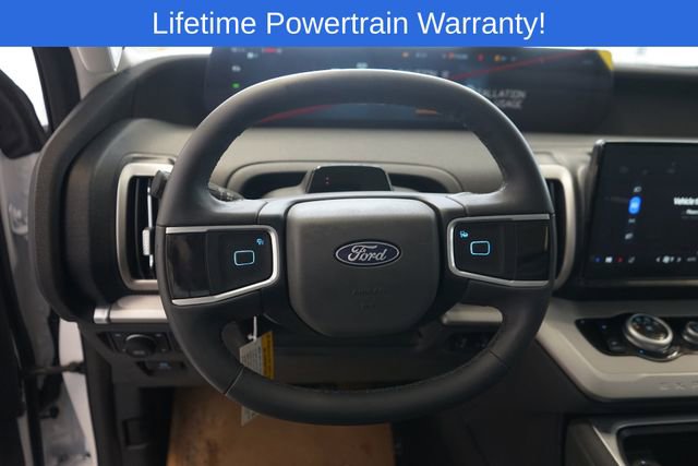 New 2026 Ford Expedition Active image 23