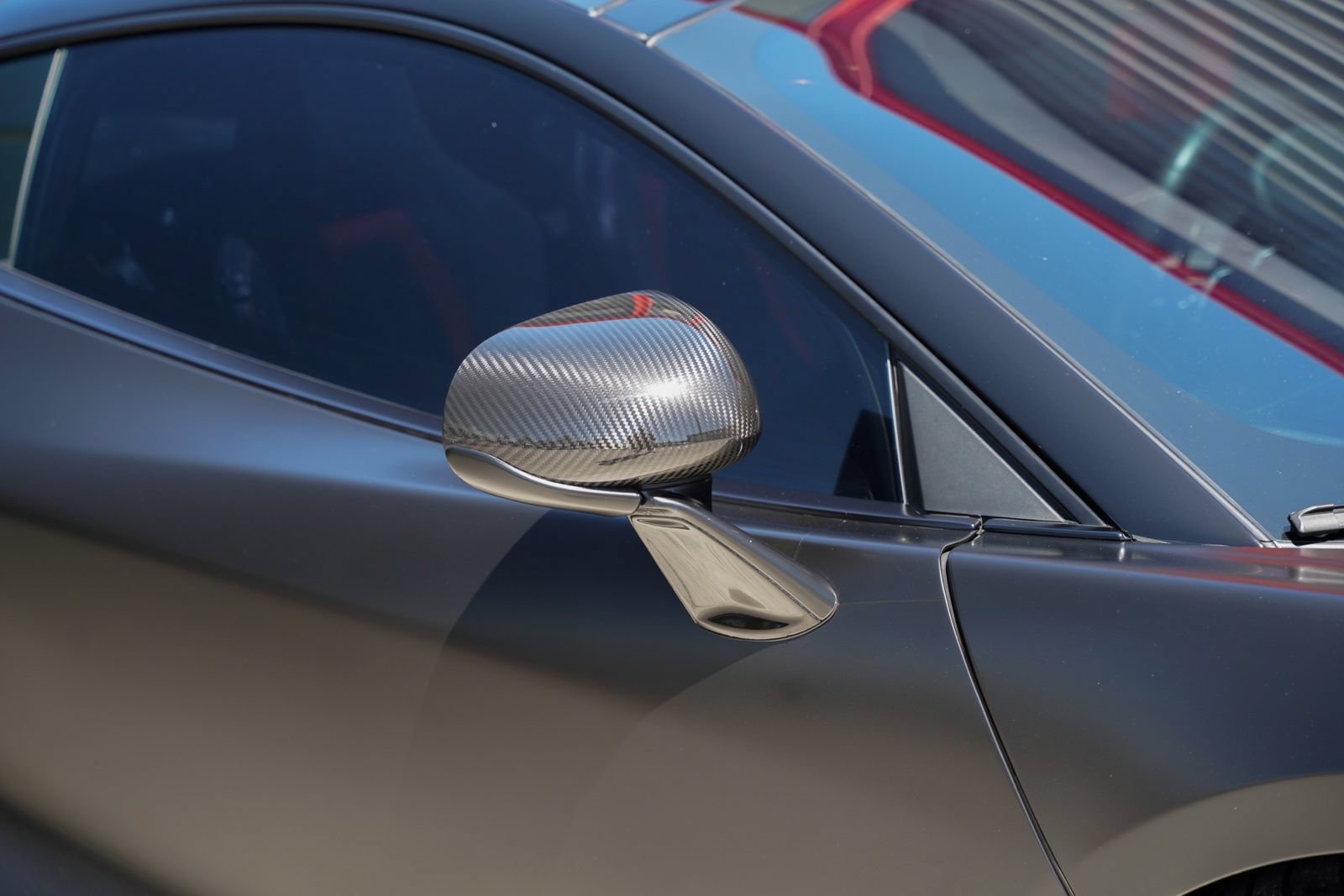 Used 2020 McLaren GT RWD image 5