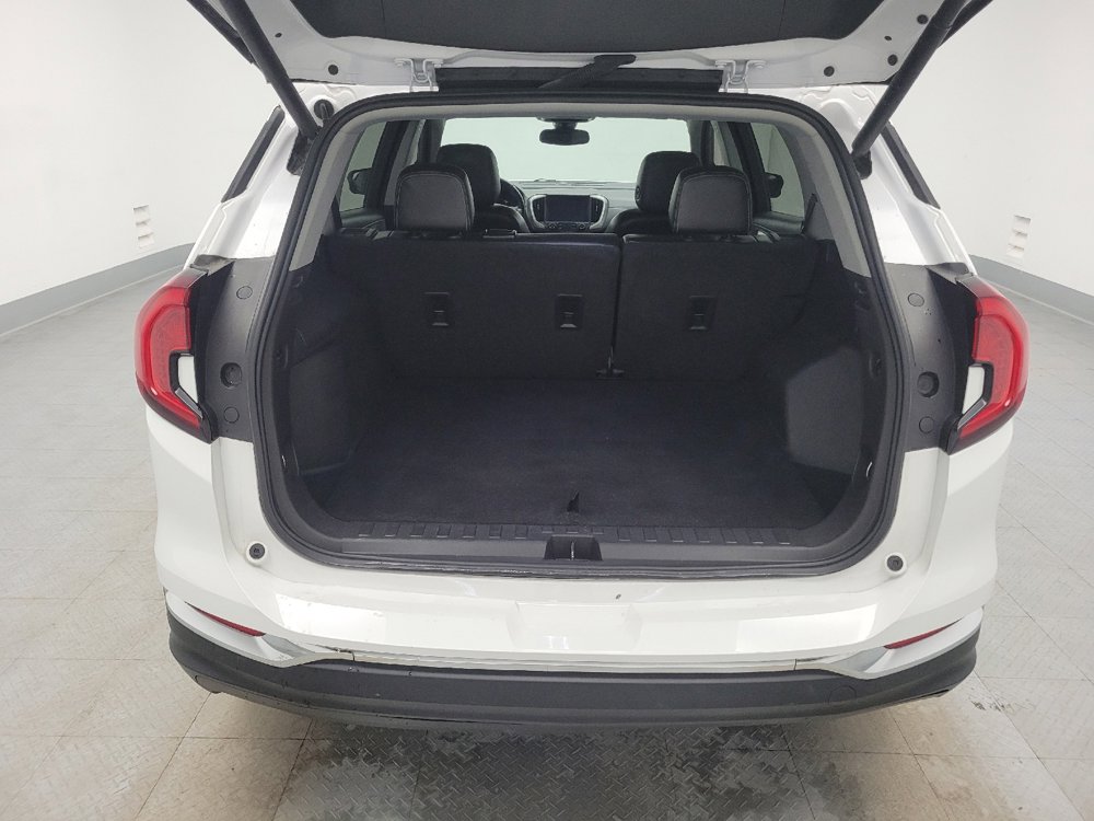 Used 2022 GMC Terrain SLT image 29