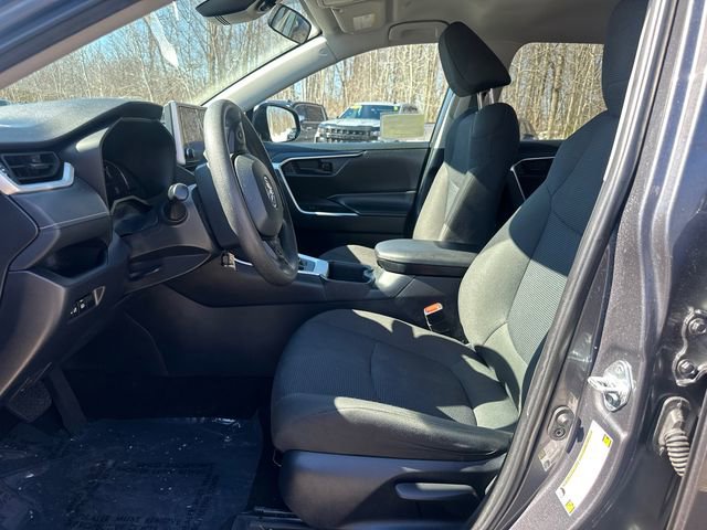 Certified 2024 Toyota RAV4 LE image 28