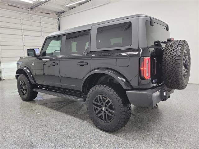 Used 2023 Ford Bronco Outer Banks image 4