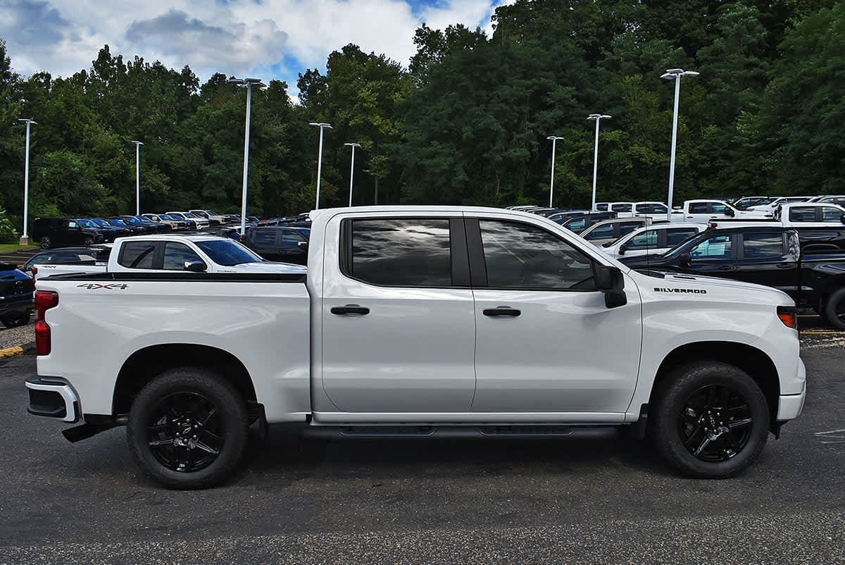 New 2026 Chevrolet Silverado 1500 Custom w/ Turbomax Blackout Package AWD/4WD image 6