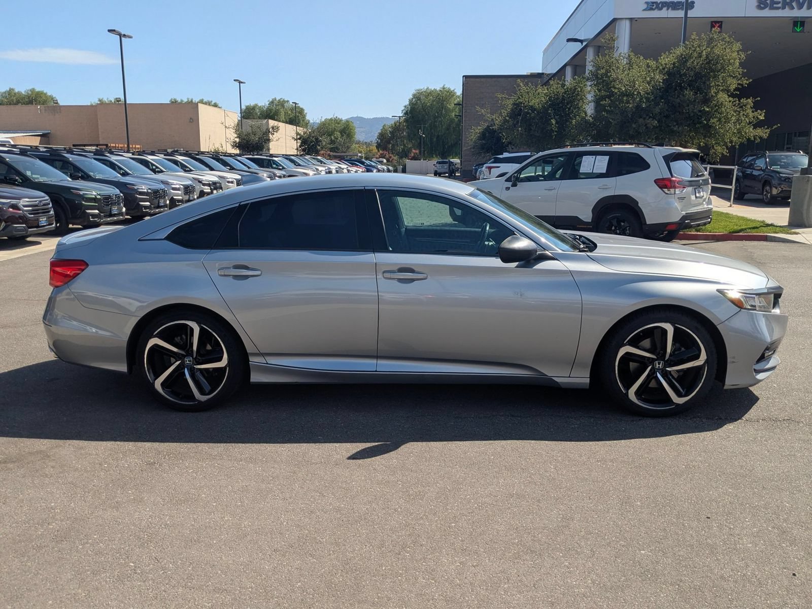 Used 2019 Honda Accord Sport image 6
