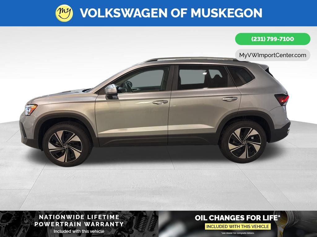 New 2026 Volkswagen Taos SE image 4