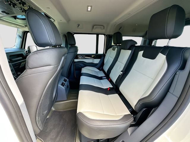 Used 2025 INEOS Grenadier Fieldmaster Edition image 22