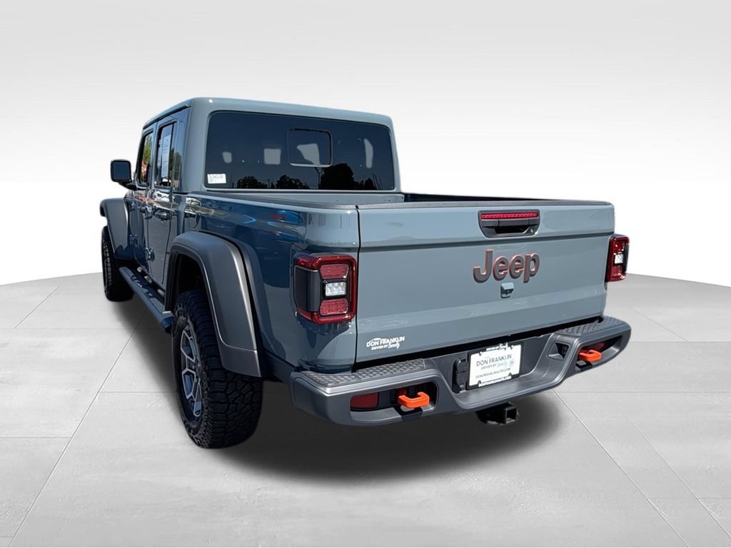 Used 2025 Jeep Gladiator Mojave w/ Convenience Group AWD/4WD image 6