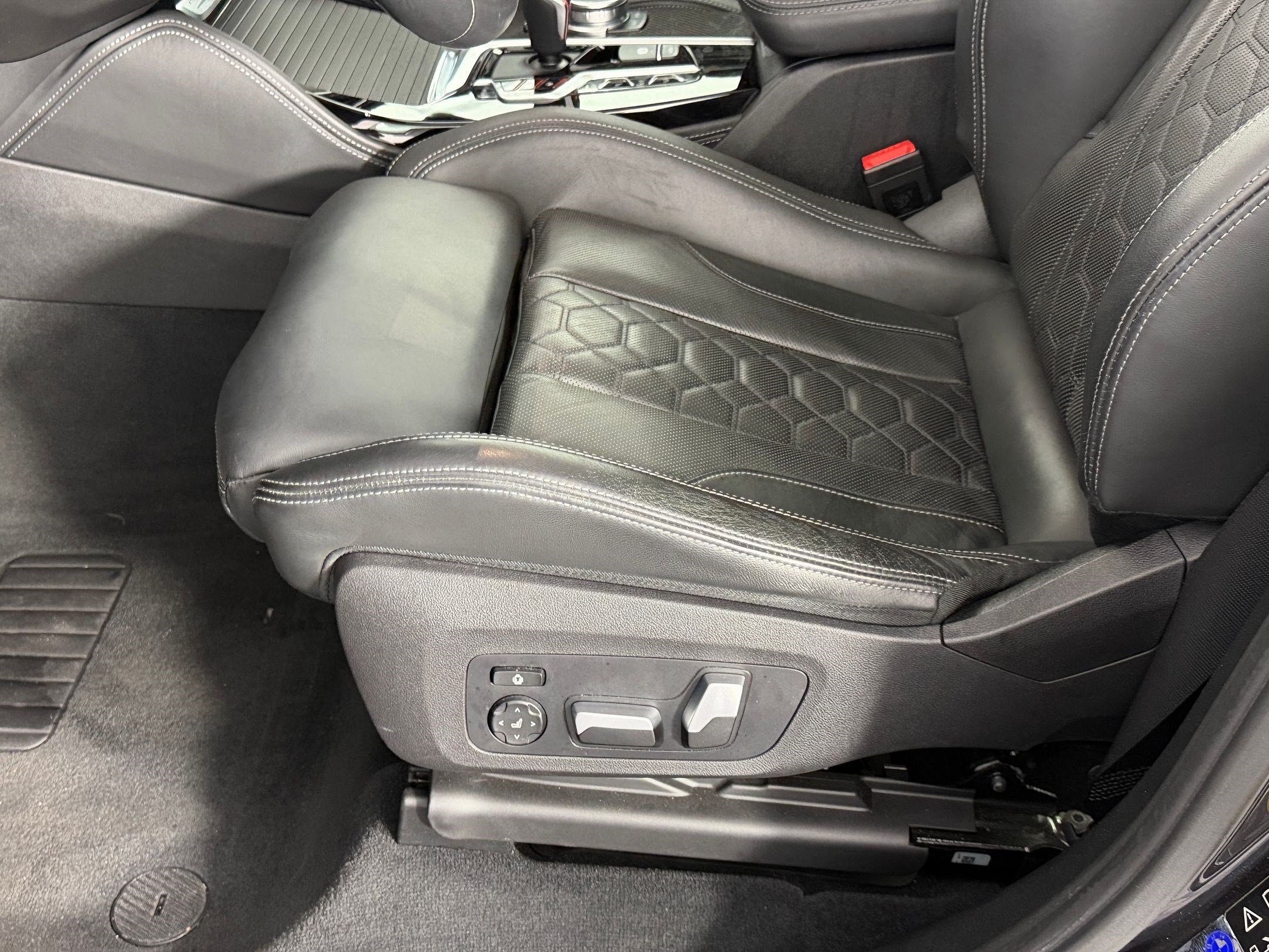 Used 2021 BMW X3 M w/ Executive Package AWD/4WD image 14