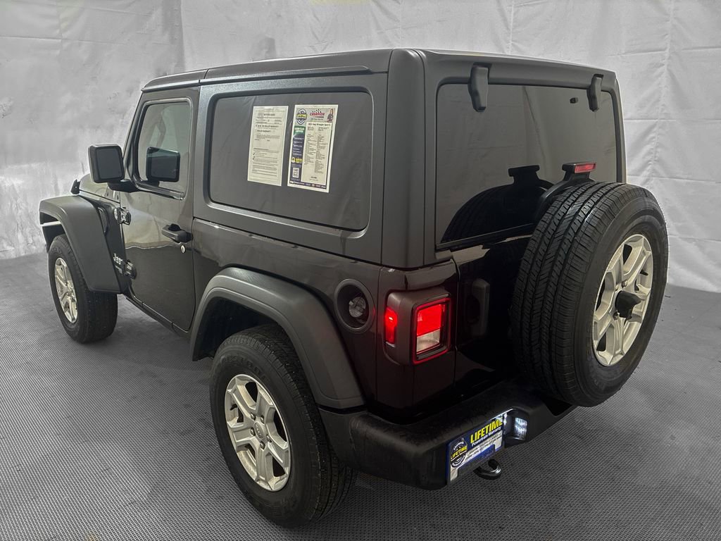 Used 2021 Jeep Wrangler Sport AWD/4WD image 5