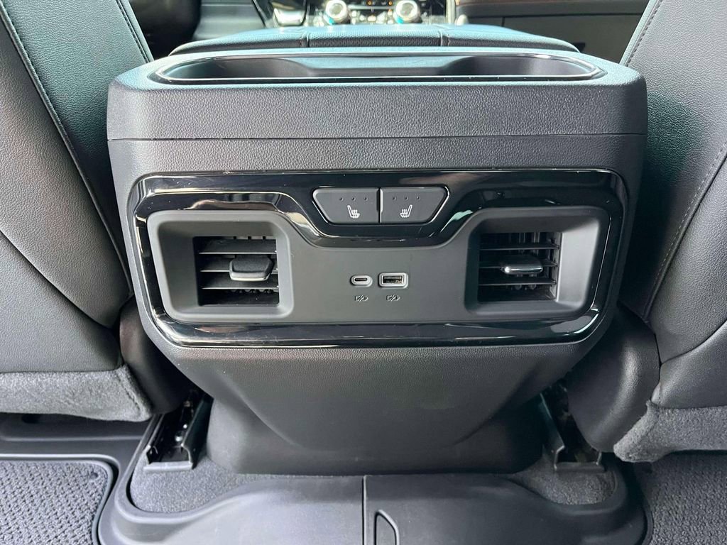 Used 2024 GMC Sierra 1500 AT4 w/ Technology Package AWD/4WD image 15