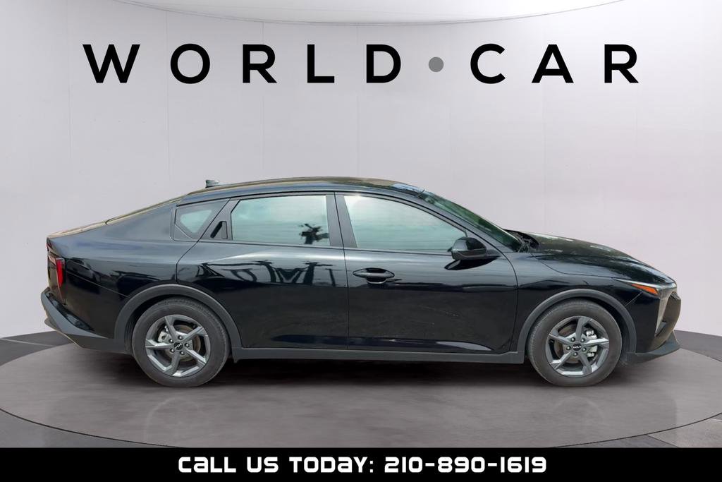Used 2025 Kia K4 FWD image 8