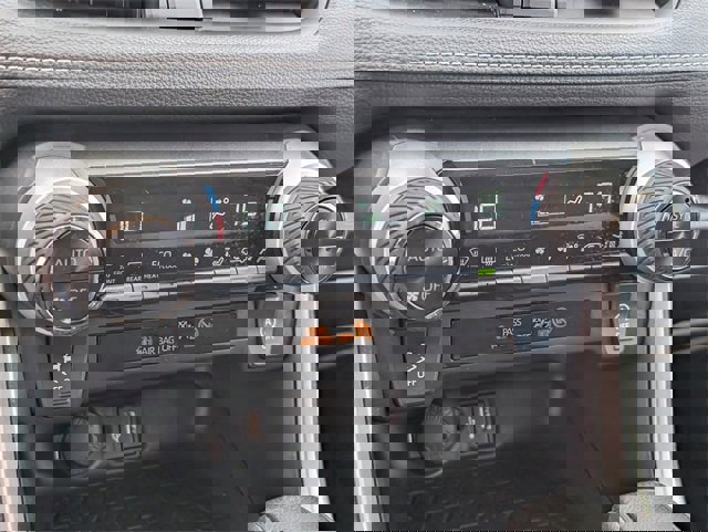 Used 2024 Toyota RAV4 XLE image 15