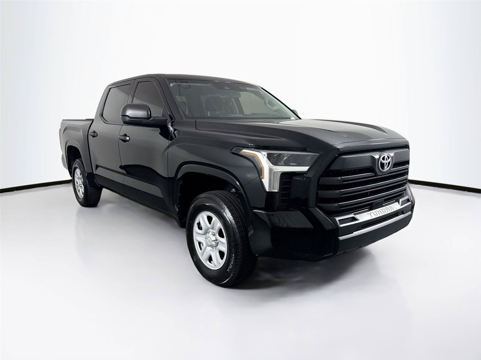Used 2024 Toyota Tundra SR AWD/4WD image 9