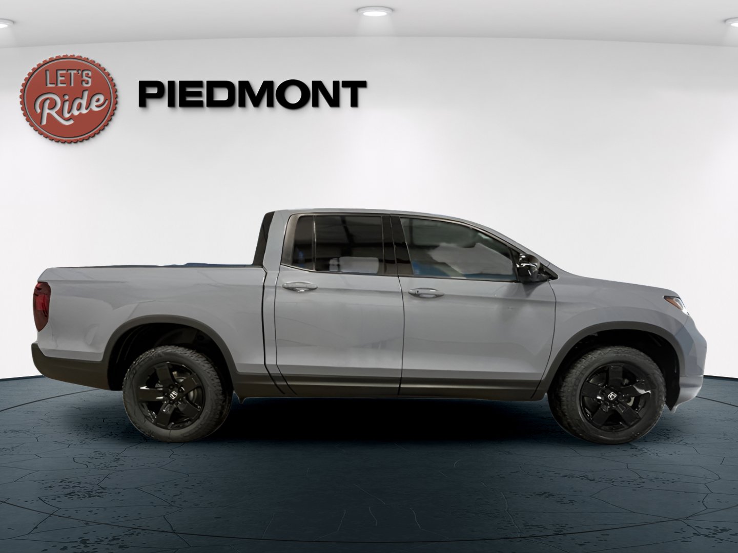 New 2026 Honda Ridgeline Black Edition image 3