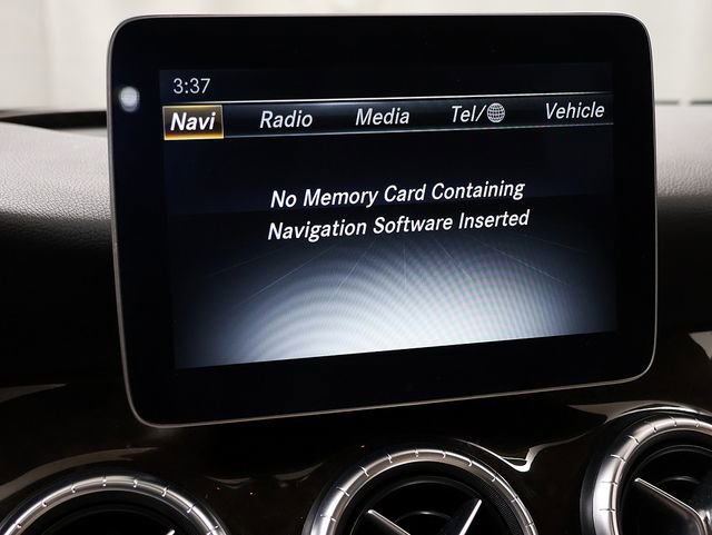 Used 2018 Mercedes-Benz CLA 250 4MATIC image 24