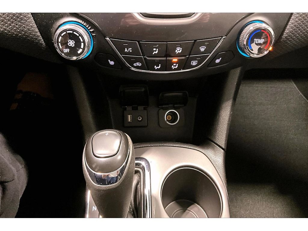 Used 2018 Chevrolet Cruze LT w/ Convenience Package image 34