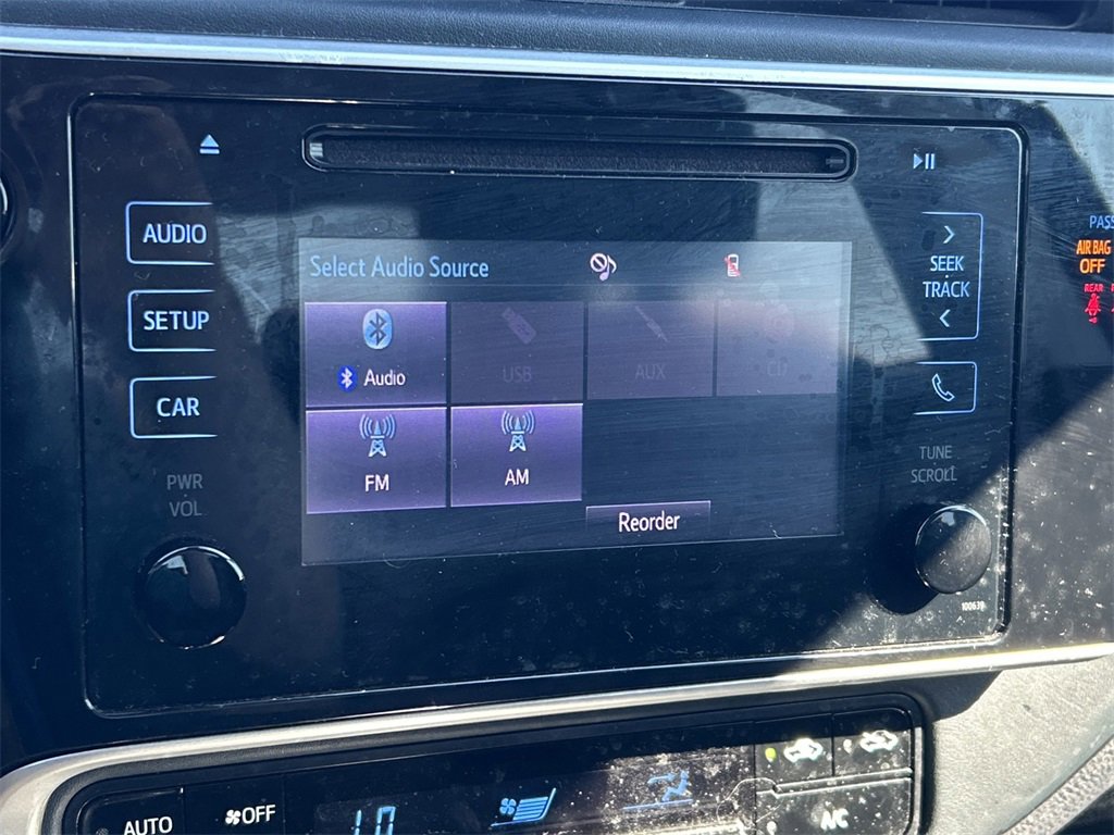 Used 2019 Toyota Corolla L image 25