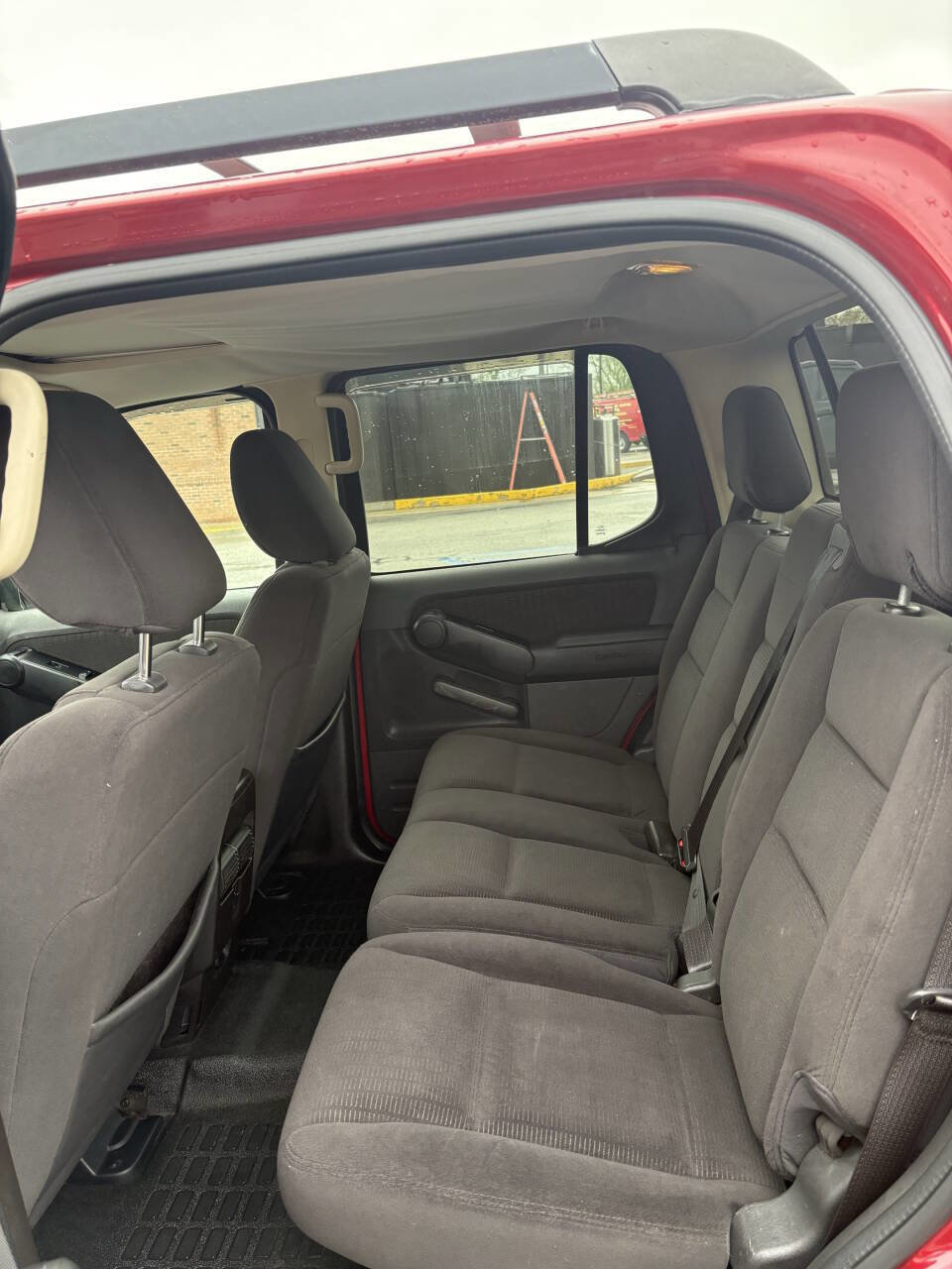 Used 2010 Ford Explorer Sport Trac XLT AWD/4WD image 12