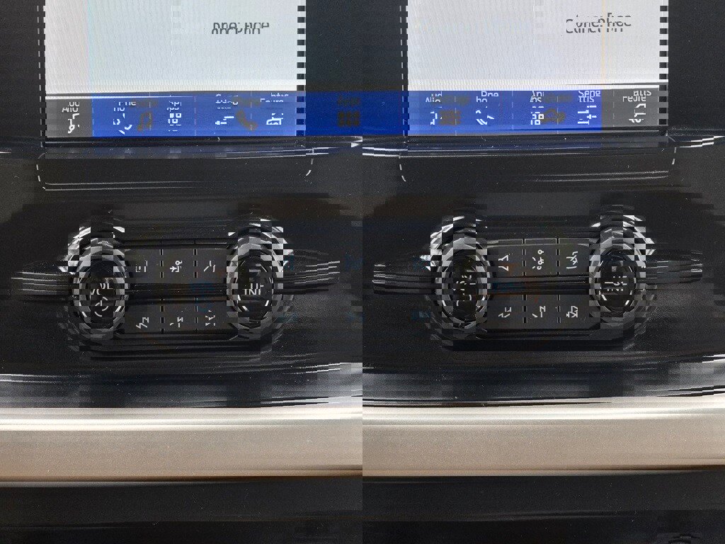 Used 2023 Ford F150 XLT image 13