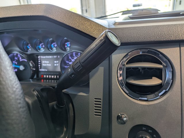 Used 2015 Ford F250 XLT w/ XLT Premium Package AWD/4WD image 12