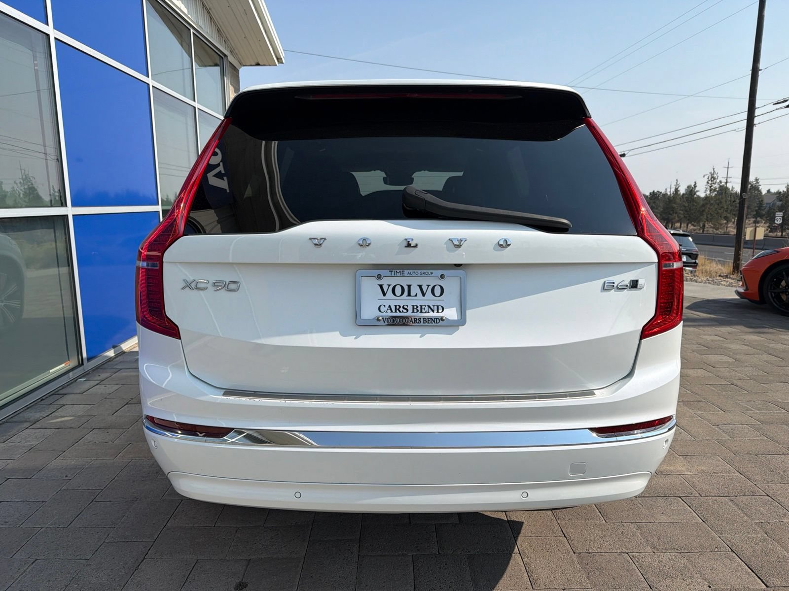Used 2023 Volvo XC90 B6 Ultimate w/ Protection Package Premier AWD/4WD image 6