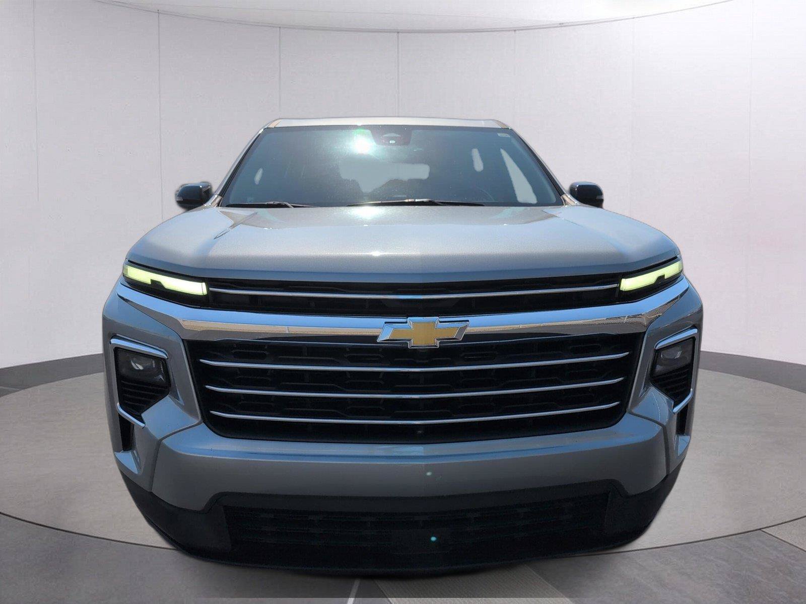 Certified 2025 Chevrolet Traverse LT FWD image 10