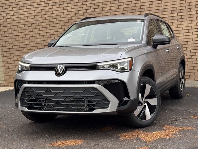 New 2025 Volkswagen Taos S image 29
