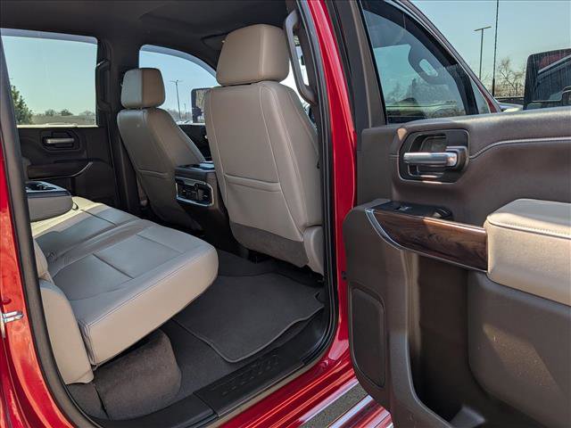 Used 2023 GMC Sierra 2500 SLT w/ SLT Preferred Package image 18