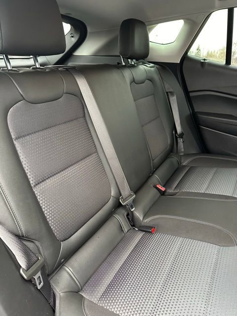 Used 2025 Chevrolet Trax LT image 16