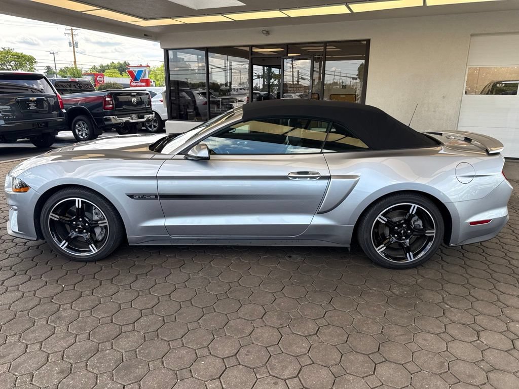 Used 2020 Ford Mustang GT Premium w/ Equipment Group 401A RWD image 9