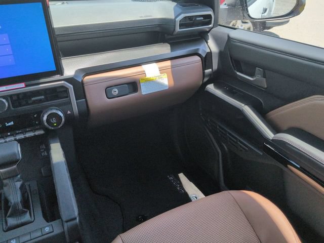 New 2026 Toyota 4Runner Limited AWD/4WD image 17