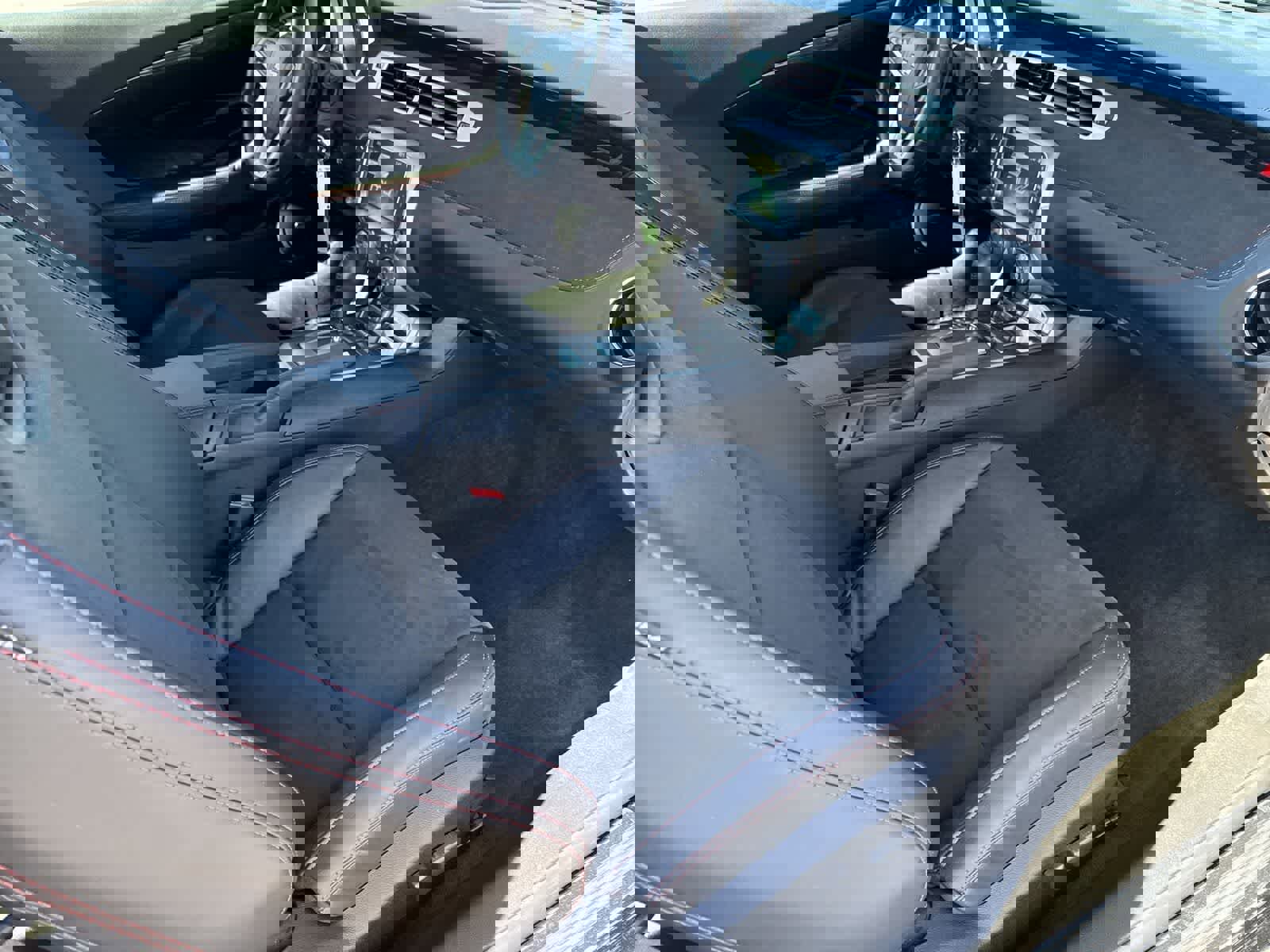 Used 2013 Chevrolet Camaro ZL1 image 11