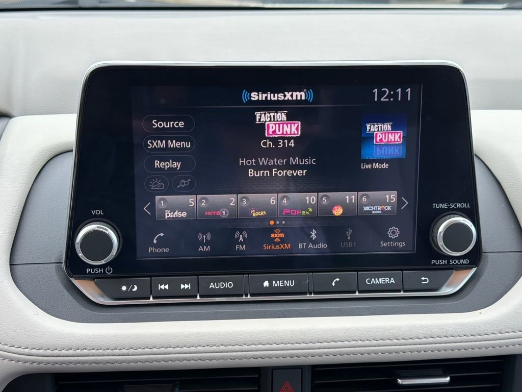 Used 2023 Nissan Rogue SV image 26