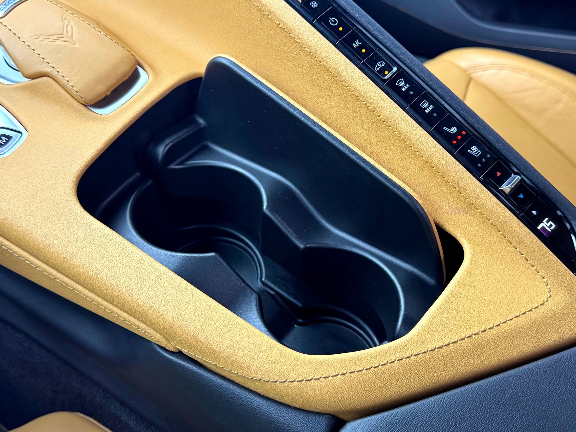 Used 2020 Chevrolet Corvette Stingray Preferred Conv w/ 2LT Preferred Equipment Group image 40