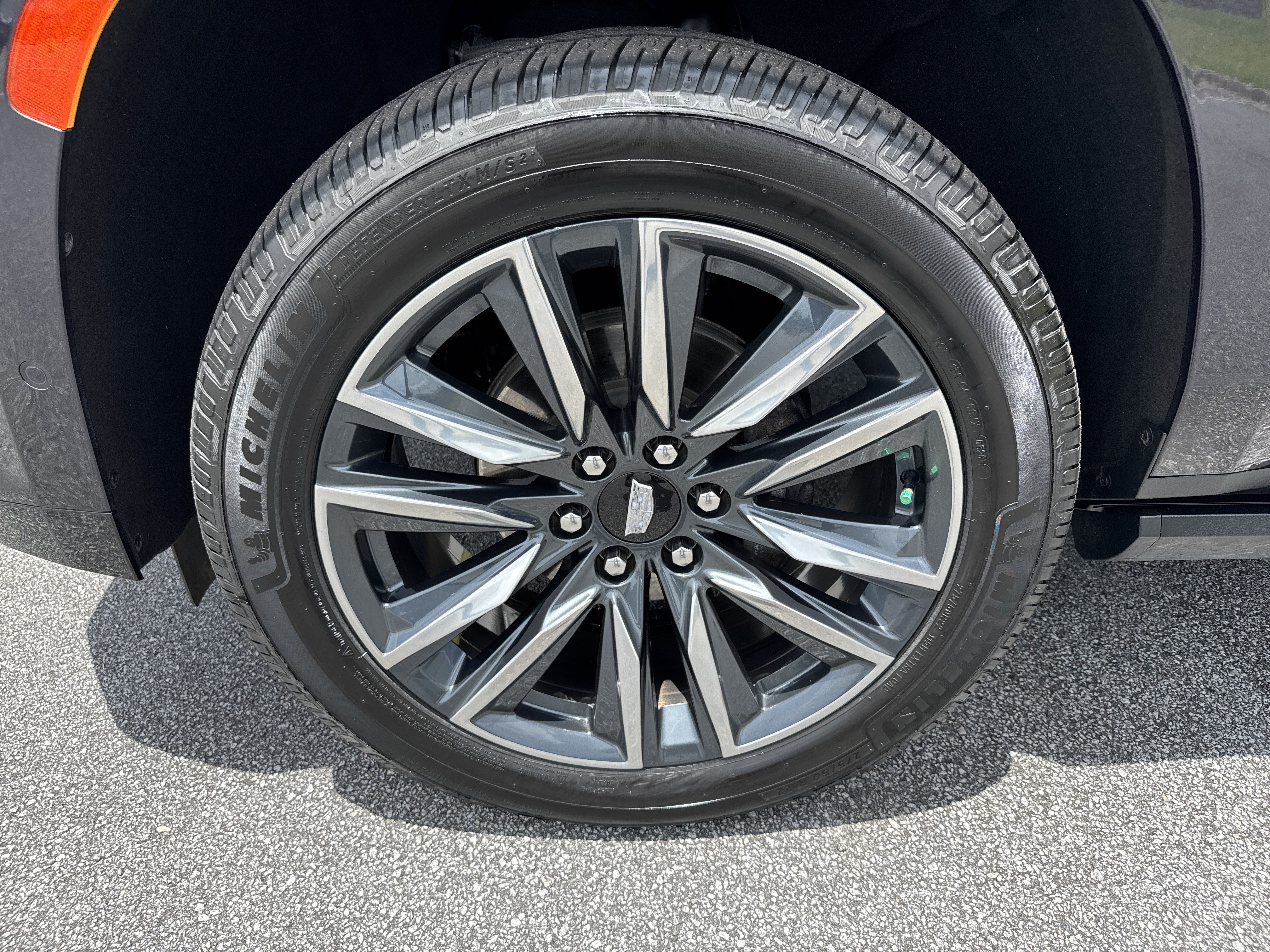 Used 2022 Cadillac Escalade Sport w/ Touring Package AWD/4WD image 13