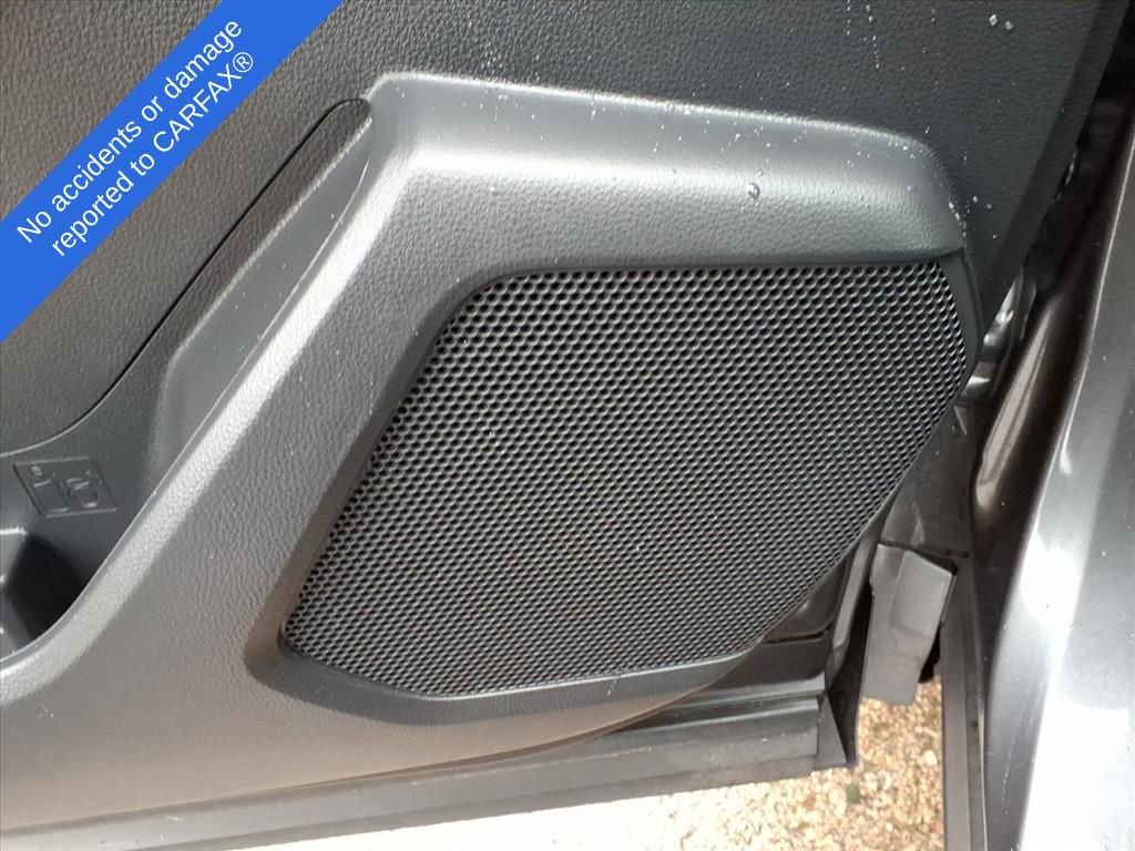 Used 2023 Toyota Highlander XLE image 19