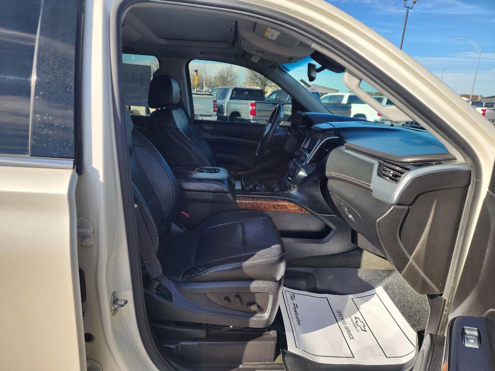 Used 2015 Chevrolet Suburban LTZ image 12